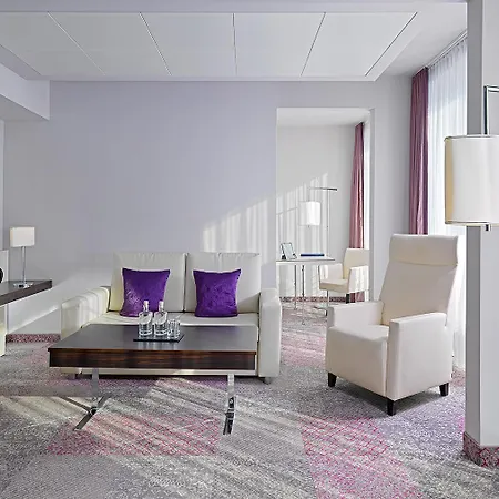 Radisson Blu Hotel 4*