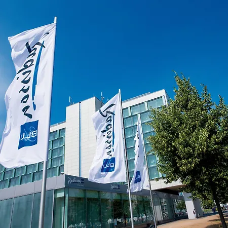 מלון Radisson Blu