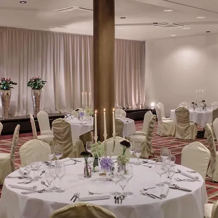 Radisson Blu 4*