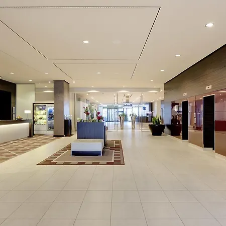 Отель Radisson Blu 4*