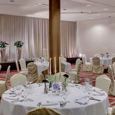 Отель Radisson Blu