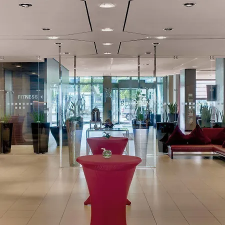 Radisson Blu מלון 4*