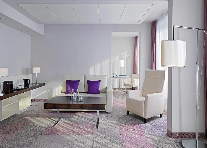 Radisson Blu Hotel 4*